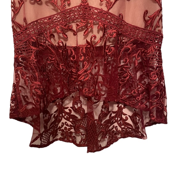 True Decadence Asos Lace‎ Halter Peplum Hi-Lo Hem Pencil Dress in Berry Size 8 - Picture 5 of 7